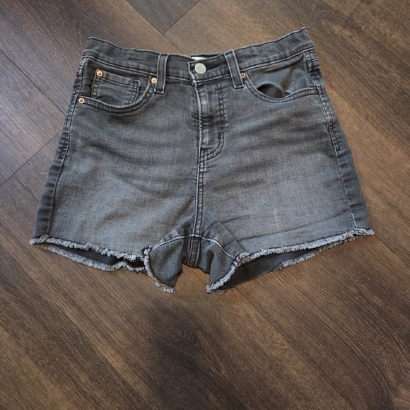 Signature by Levi Strauss Gray Jean Shorts - Picture 1 of 7